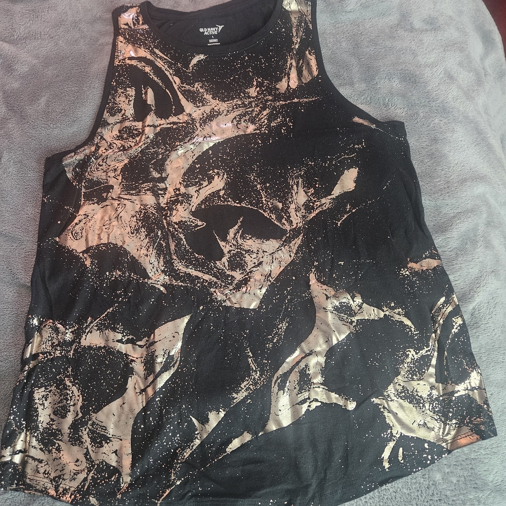 Women's Black and Gold Patterned Muscle Tee